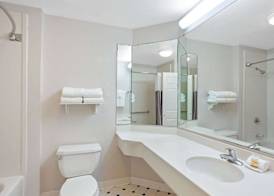 La Quinta Inn & Suites Houston Galleria Area 4