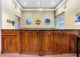 Best Western Plus Hobby Airport Inn & Suites 2