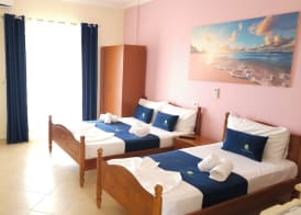 Friends House - Borsh Hotel 4