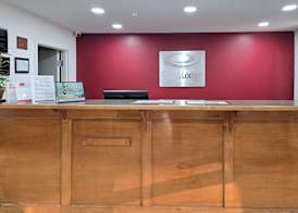 Econo Lodge Villa Rica 5