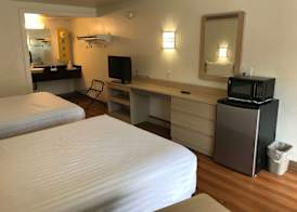 Travelodge by Wyndham Fayetteville 4