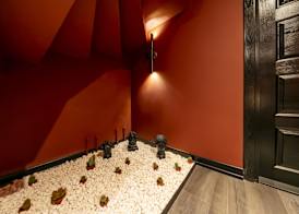 Hexa Suites Hotel 2