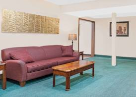 Super 8 by Wyndham Middletown 2