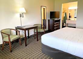 Roadstar Hotel Zephyrhills 5