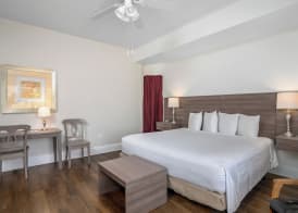 Naples Park Central Hotel 5