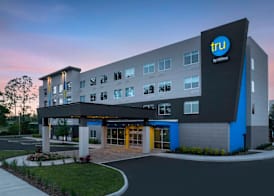 Tru by Hilton Jacksonville West I 295 2