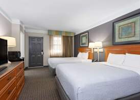 La Quinta Inn by Wyndham Pensacola 4