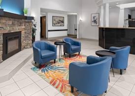 Super 8 by Wyndham Quebec City 2