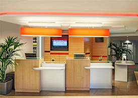 Ibis Cornella 3