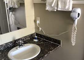 Rodeway Inn & Suites Walhalla 4