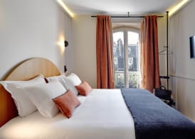 Tinah Paris, Réaumur - Montorgeuil 5