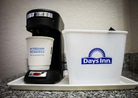 Days Inn by Wyndham Wagoner 4