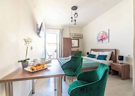 Asterion Luxury Studios Airport 2