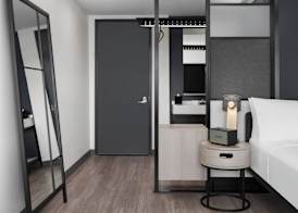 Aloft by Marriott Shenandoah Woodlands Area 4