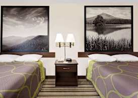 Super 8 by Wyndham Waynesboro 5