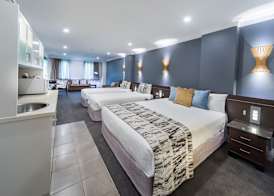 Hyde Park Inn 4