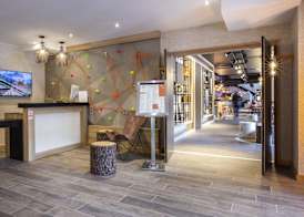 Hotel Base Camp Lodge - Bourg Saint Maurice 3