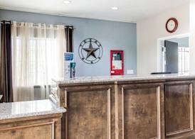 Rodeway Inn & Suites Port Arthur - Groves 2
