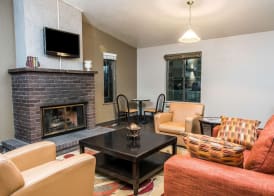 Super 8 by Wyndham Boise 2