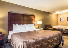 Quality Inn & Suites Salem near I-57 5