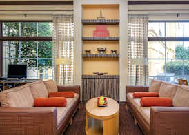 La Quinta Inn & Suites by Wyndham Atlanta Ballpark/Galleria 4