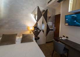 Hotel Mythos 4