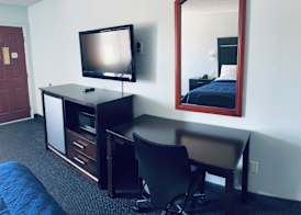 Executive Inn 4