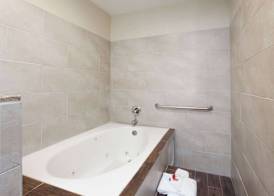 Super 8 by Wyndham Bakersfield South CA 4