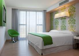 DoubleTree by Hilton Girona 4