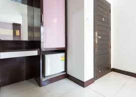 Cozi Inn Hotel, Bangkok 5