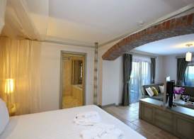 Temenos Boutique Hotel 3