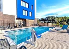Hampton Inn & Suites Sherman 4