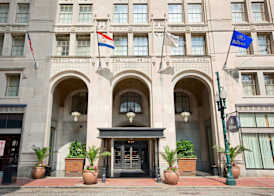 Hilton New Orleans / St. Charles Avenue 4