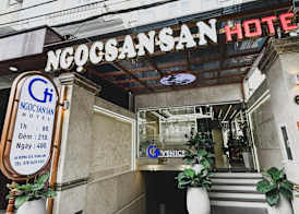 Ngoc San San Hotel By Zuzu 5