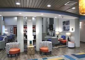 Hampton Inn Forsyth 4