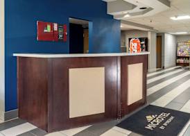 Microtel Inn & Suites by Wyndham Pigeon Forge 2