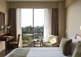 Golden Sun Hotel 4