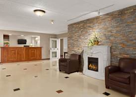 Travelodge by Wyndham Owen Sound ON 2