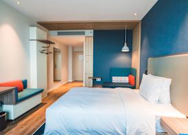 Holiday Inn Express Pengzhou Downtown by IHG 4