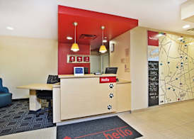 TownePlace Suites Republic Airport Long Island Farmingdale 4