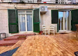 Life in Naples 2