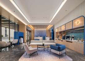 Holiday Inn Express Shenzhen Baolong Metro Station by IHG 3