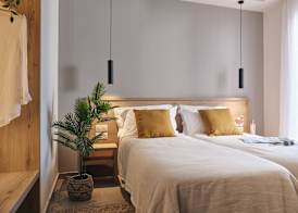 Cactus Hotel 5