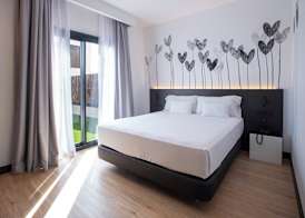 Sercotel Plana Suites 5