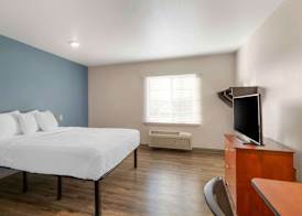Extended Stay America Select Suites - Cleveland - Airport 5