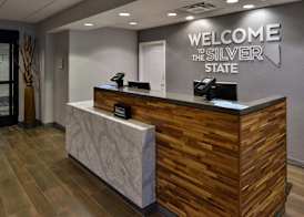 Hampton Inn & Suites Las Vegas Airport 4