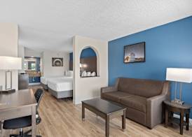 Baymont by Wyndham Orlando East 3