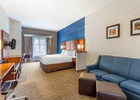 Comfort Suites Longmont 5
