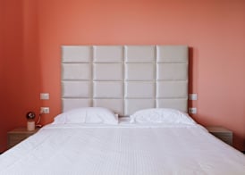 Queen Hotel 5