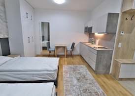 Vienna Lotus Apartments 5